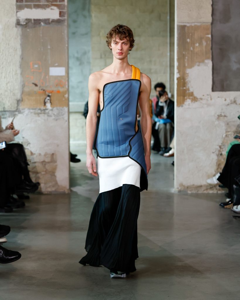 Duran Lantink Makes Paris Fashion Week Debut At La Caserne Pairs Project Duran Lantink Makes Paris Fashion Week Debut At La Caserne Pairs Project