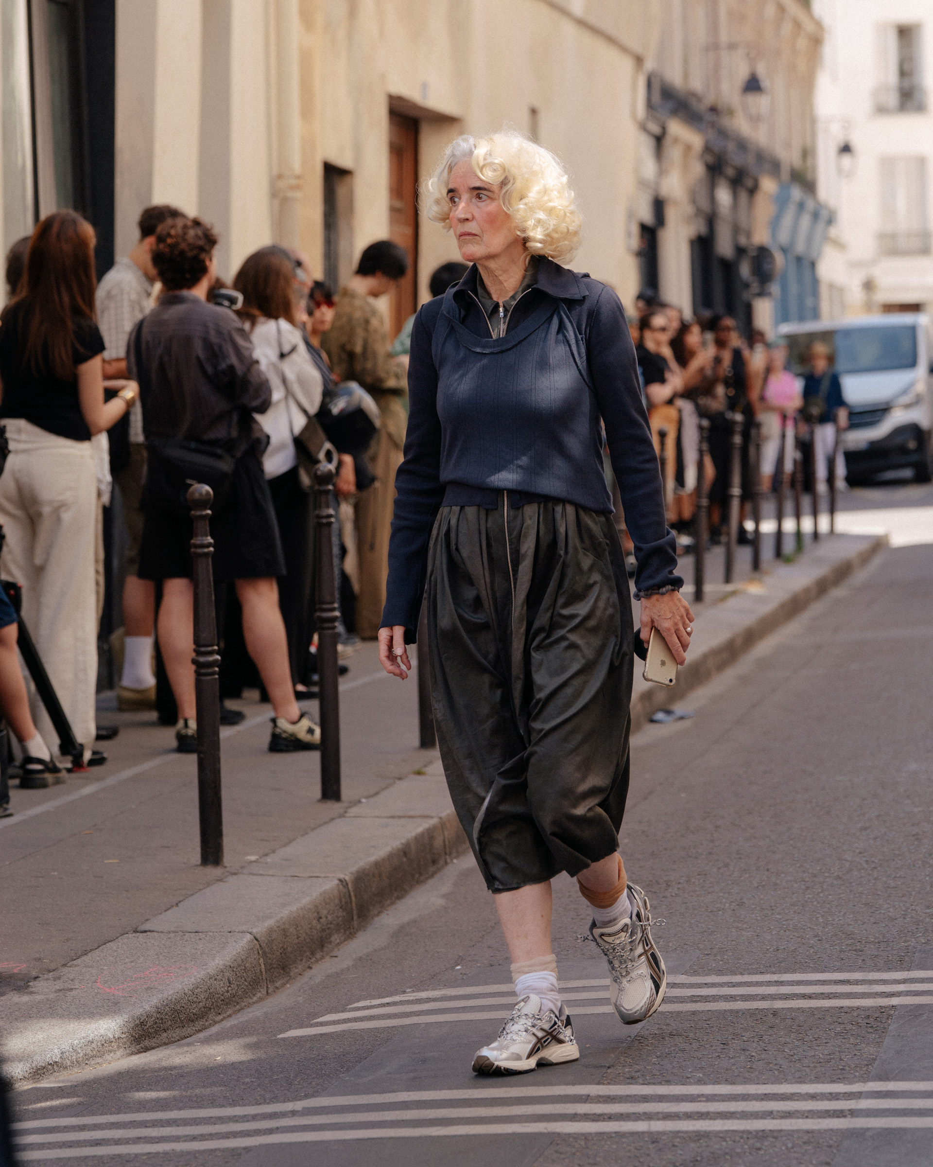 Camiel Fortgens on the streets of Paris - Pairs Project